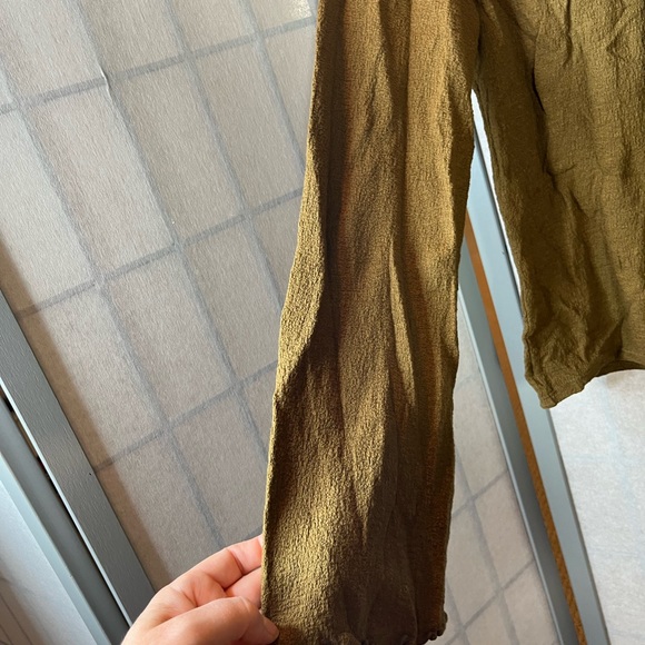 Madewell blouse in “gauze” material & copper brown color - Picture 4 of 6